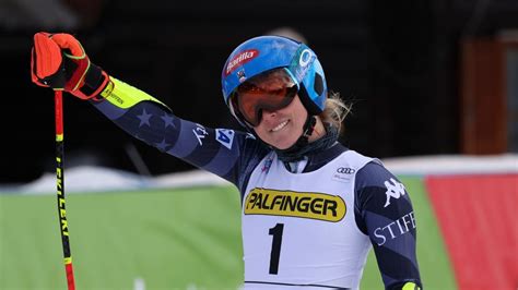 mikaela shiffrin nude|Ski alpin: Mikaela Shiffrin zieht sich Stichwunde zu und muss。